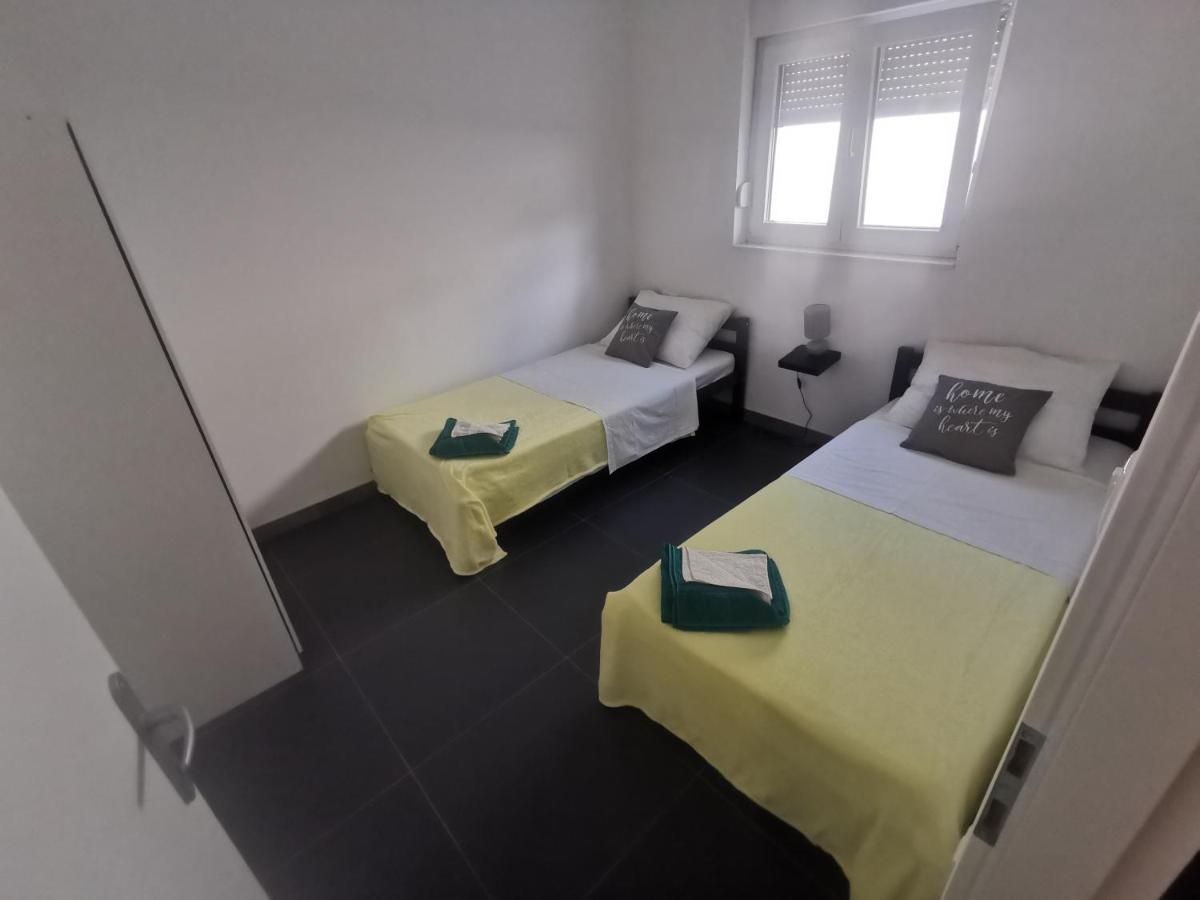 Villa Marta 3 Bedrooms, 2 Baths And Pool Kaštel Štafilić Εξωτερικό φωτογραφία